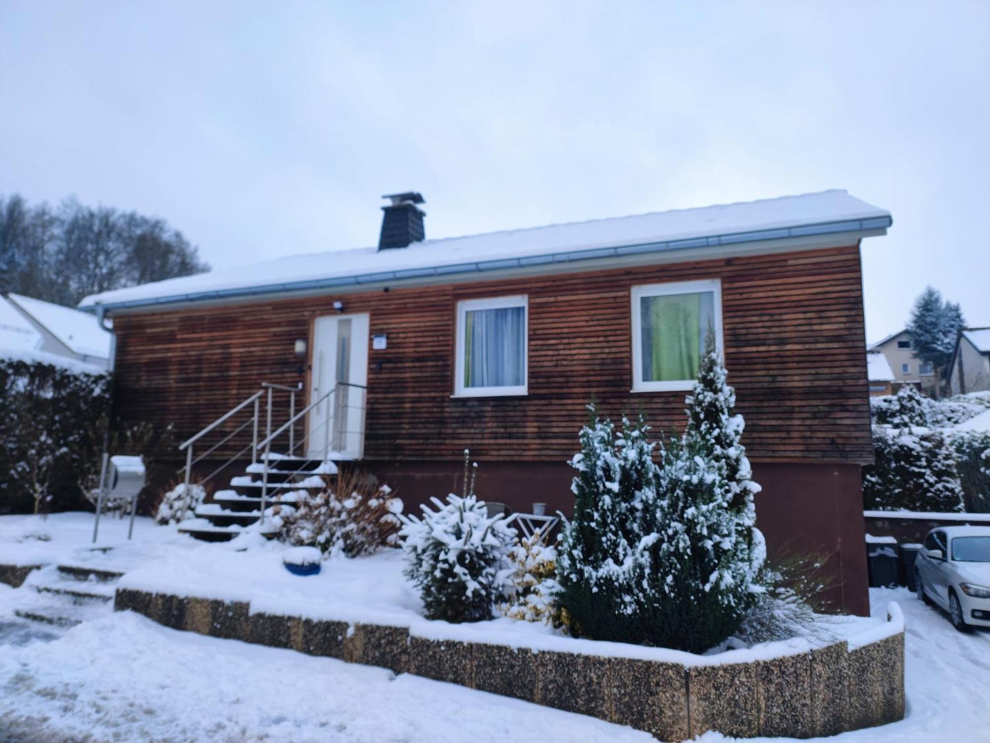 Modernes Rhombushaus Im Naturparadies Sauerland Balve Exterior foto